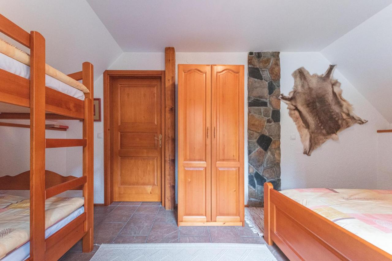 Pohorje House 2 Four Appartmetns Oplotnica Kültér fotó